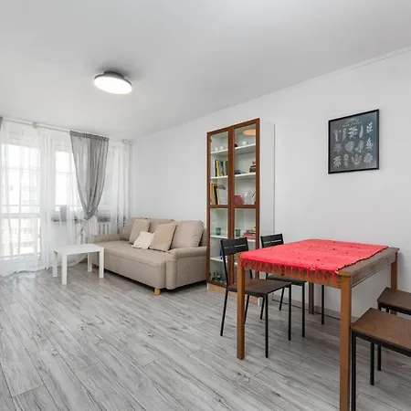 Daire Gornoslaska 17/19 By Homeprime Varşova